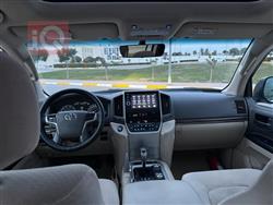 تويوتا لاندكروزر